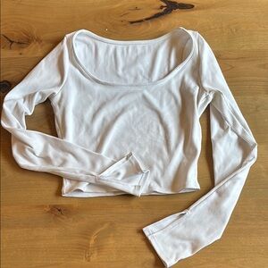 Alo Women's White ribbed Long Sleeve Top